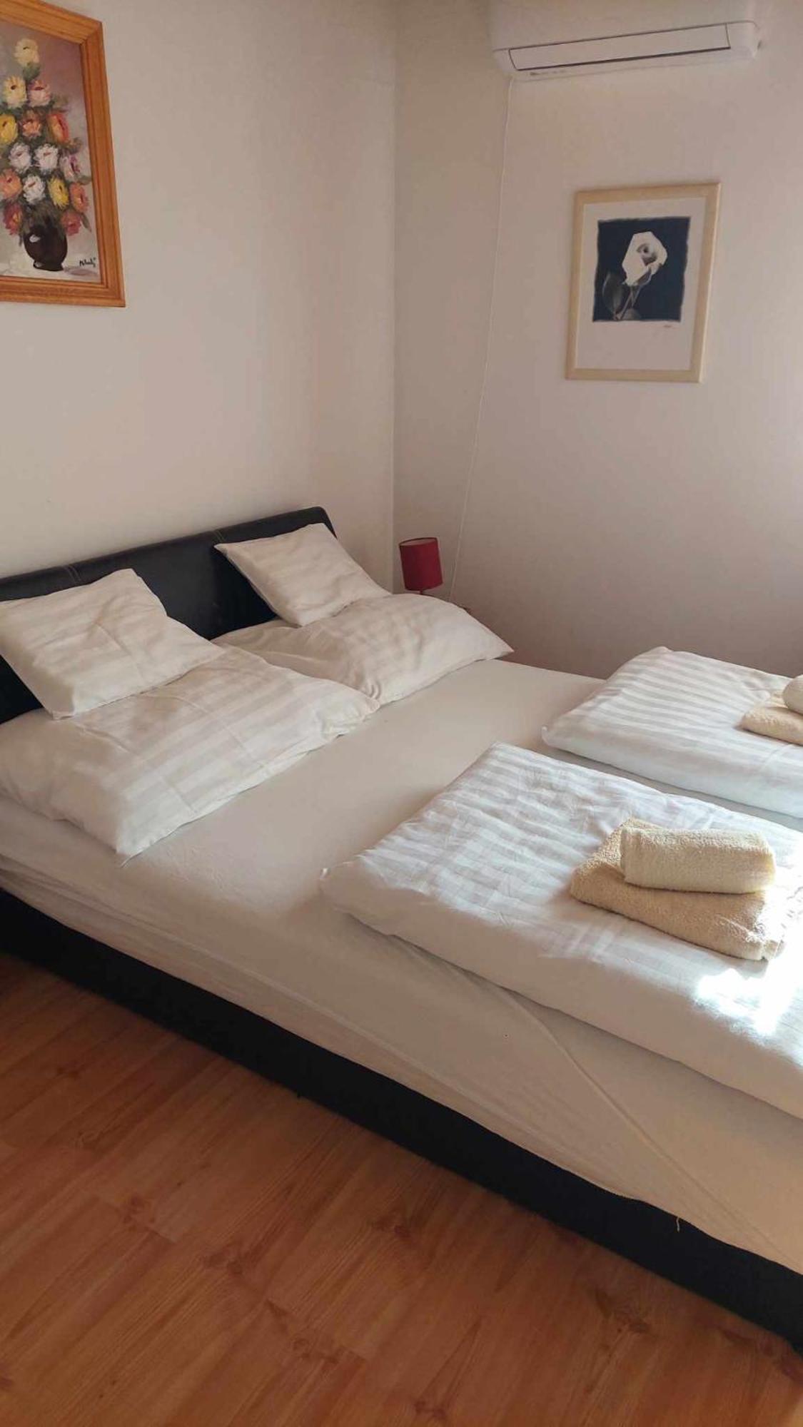 Mediterran Apartman Es Vendeghaz Hajdúszoboszló Kültér fotó